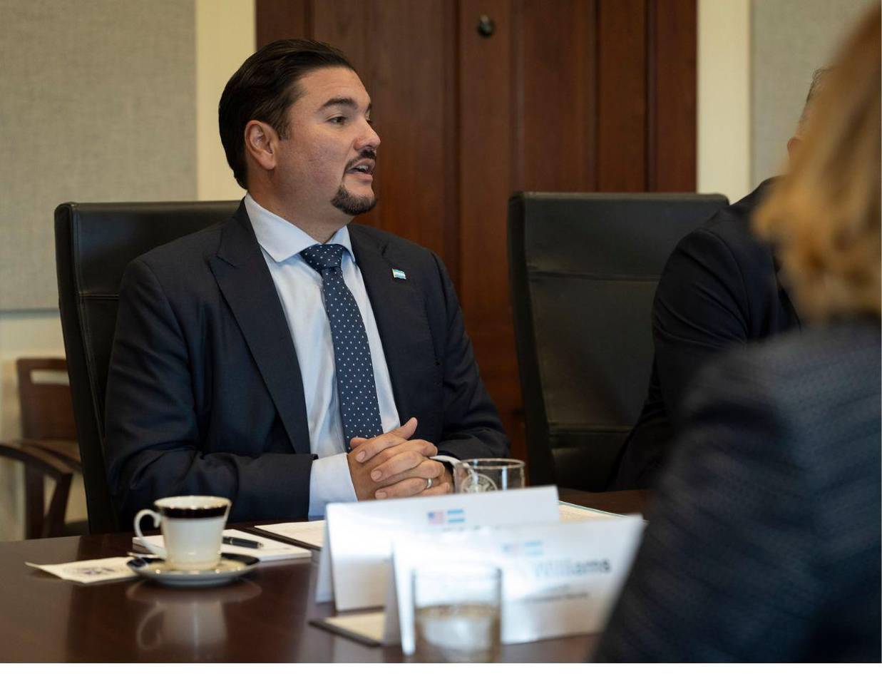 Nuevo canciller enfrenta múltiples retos a ocho meses de concluir el actual gobierno