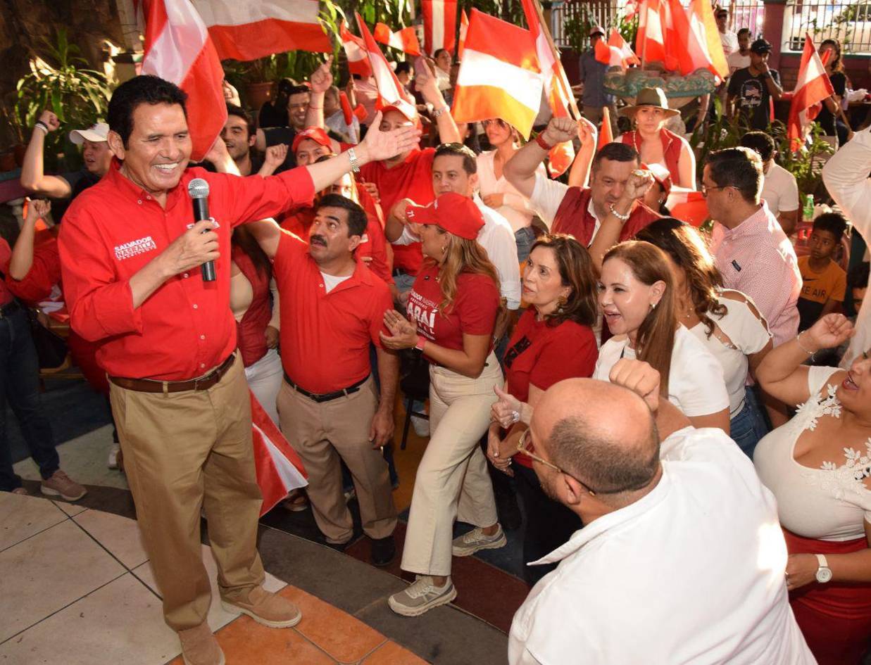 Eliseo Castro promete resolver falta de servicios básicos en aldeas del sur del DC