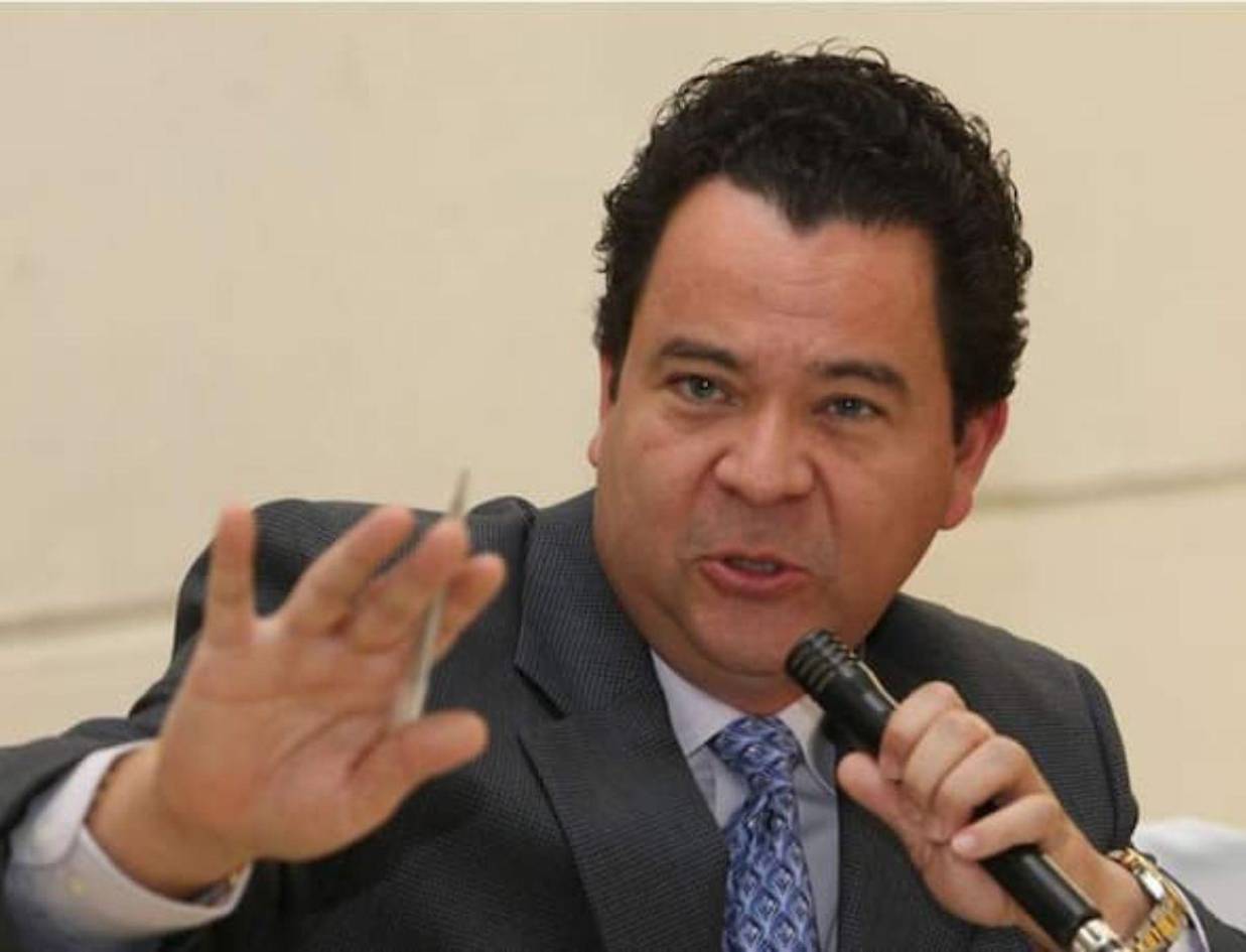 Exdirector de la Tasa de Seguridad más bien espera sentencia en Estados Unidos