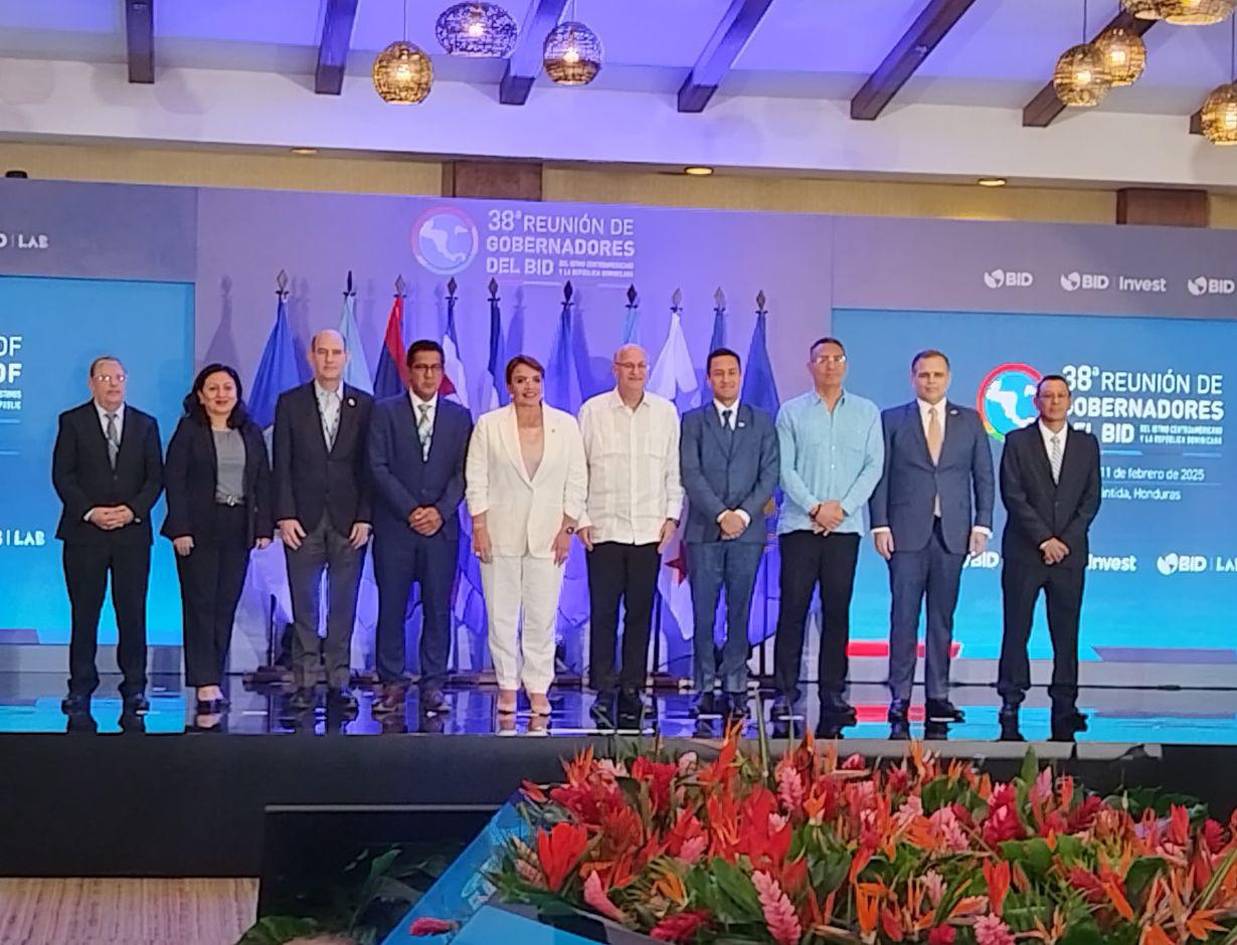 Xiomara Castro: “Golpes de estados y fraudes electorales nunca más”