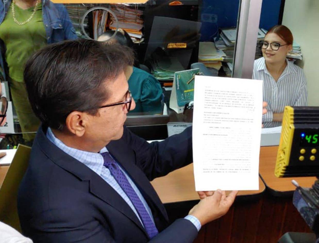 Magistrados del TJE denuncian a Mario Morazán y piden amparo ante la CSJ