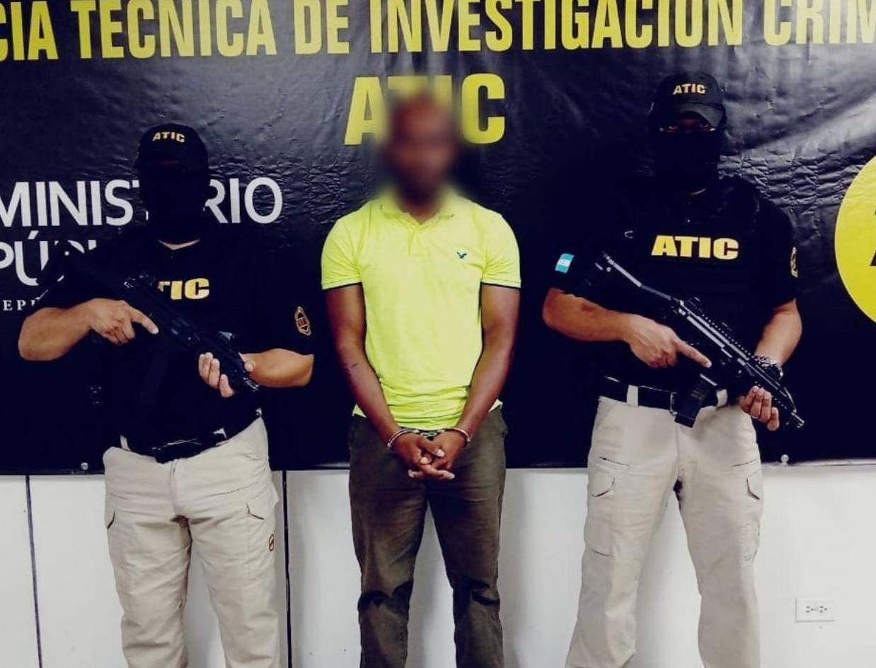 Arrestan a maestro en Yojoa por delitos sexuales contra 3 estudiantes