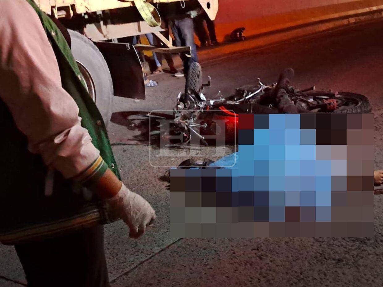 Motociclista muere tras chocar con una arrastra en el anillo periférico