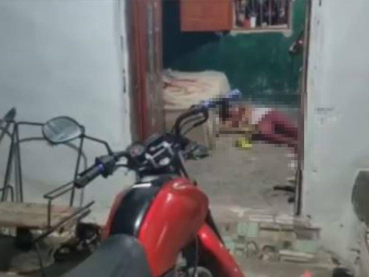 Dentro de su casa matan a una mujer en El Higuerito, Cedros
