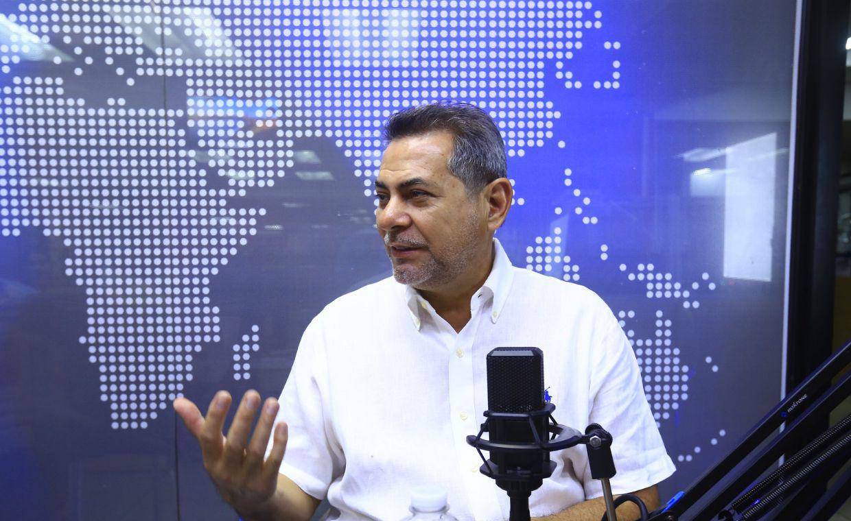 Marlon Lara, diputado del Partido Liberal de Honduras, apoya la dicisión del CNE.
