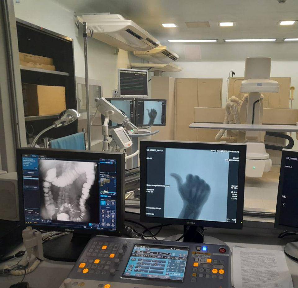 El centro cuenta con equipo para hacer resonancias magnéticas, ultrasonidos, tomografías, radiografías entre otros estudios.