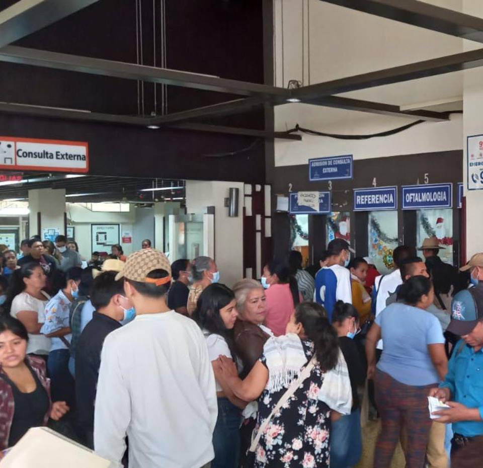 Los pacientes se quejaron del tiempo que tuvieron que esperar para obtener una cita médica.