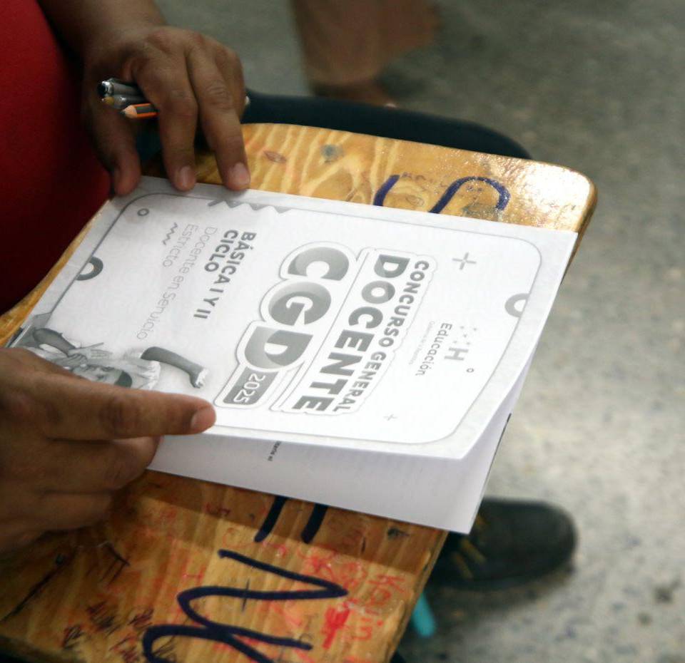 Para los profesores de Francisco Morazán, el examen se esta aplicando en las instalaciones del Instituto Central Vicente Cáceres.