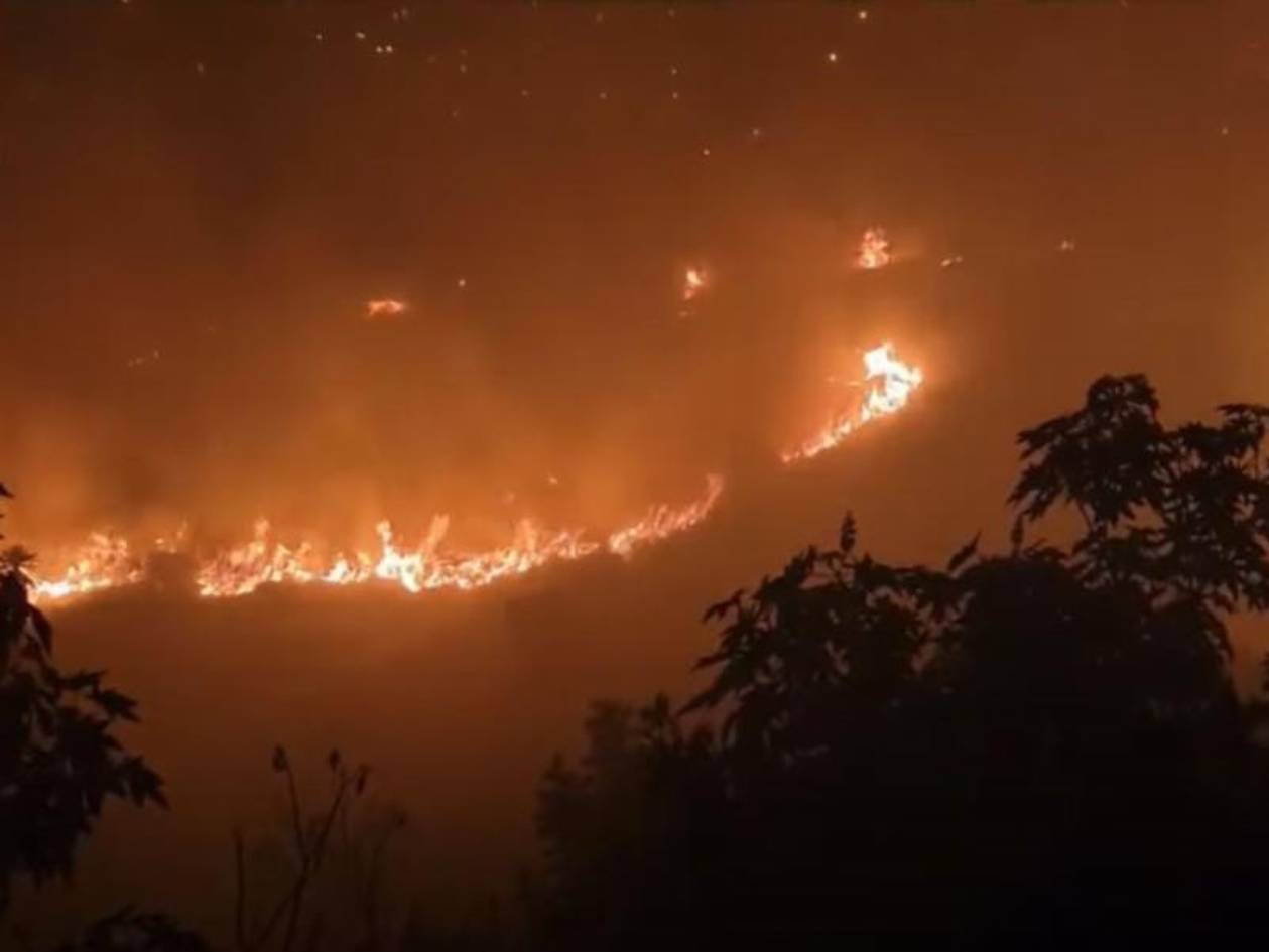 Incendio consume varias tumbas en el Cementerio General en la capital