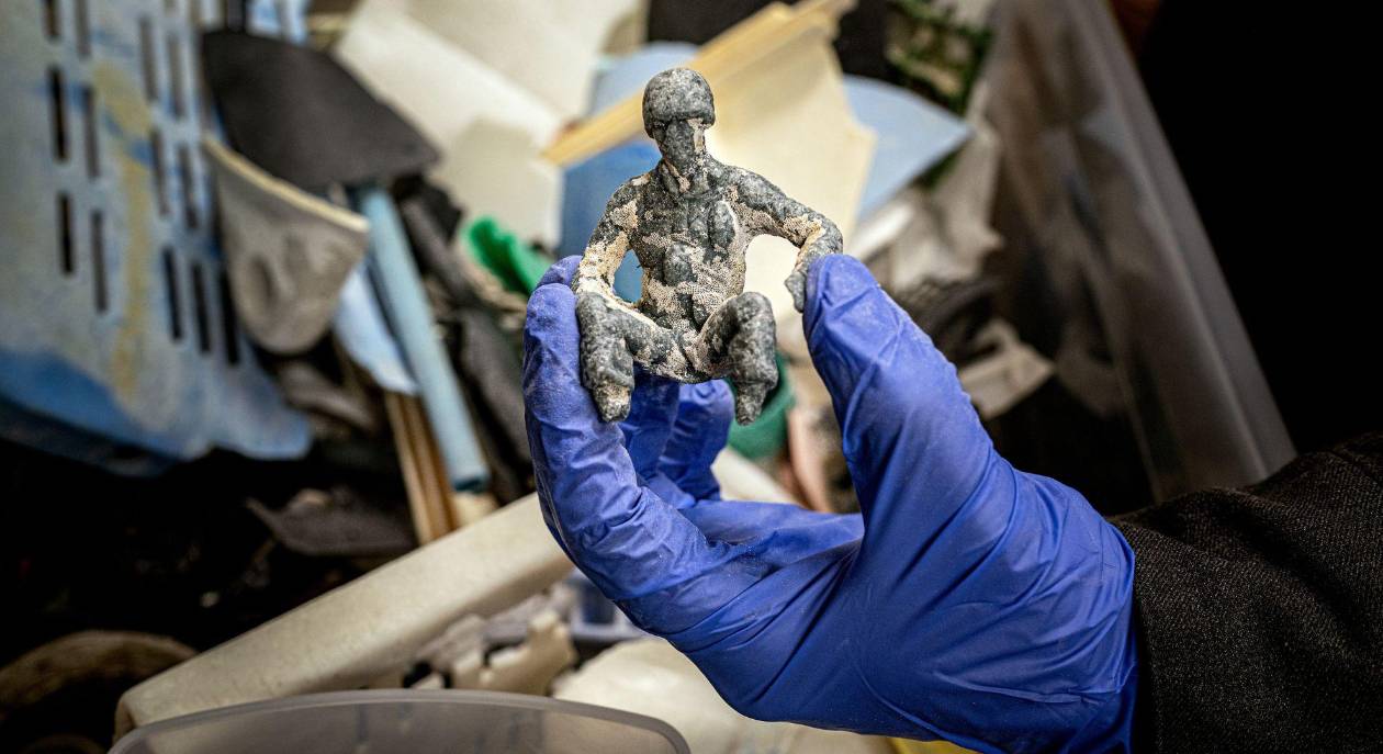 Estudio revelan que encontraron microplásticos en cerebros de personas con demencia