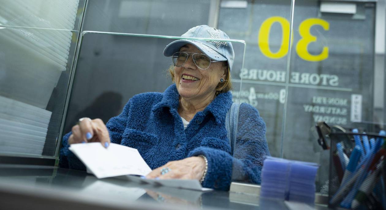 Suben los precios del oro a niveles históricos en Nueva York