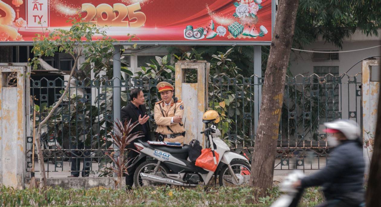 Aumentan 10 veces más las multas de tránsito en Vietnam; hasta 1,500 dólares