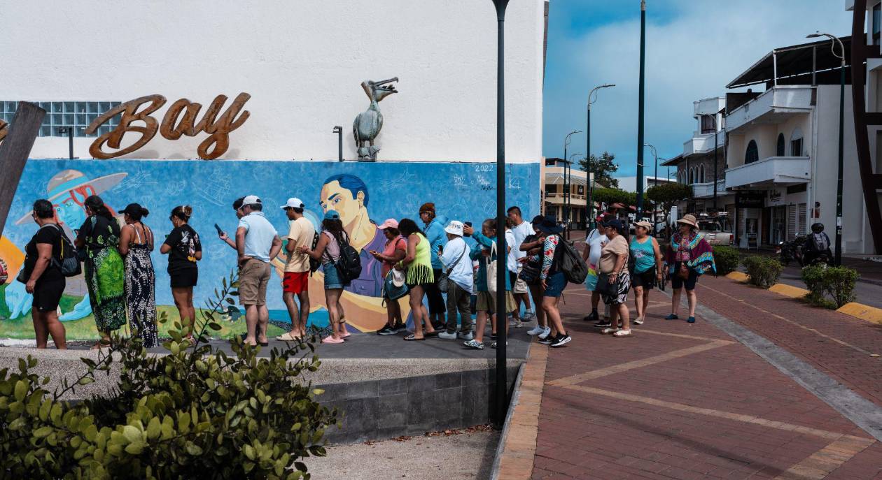 En Galápagos, Alicia Ayala, la reina de Airbnb, entre turismo y conservación