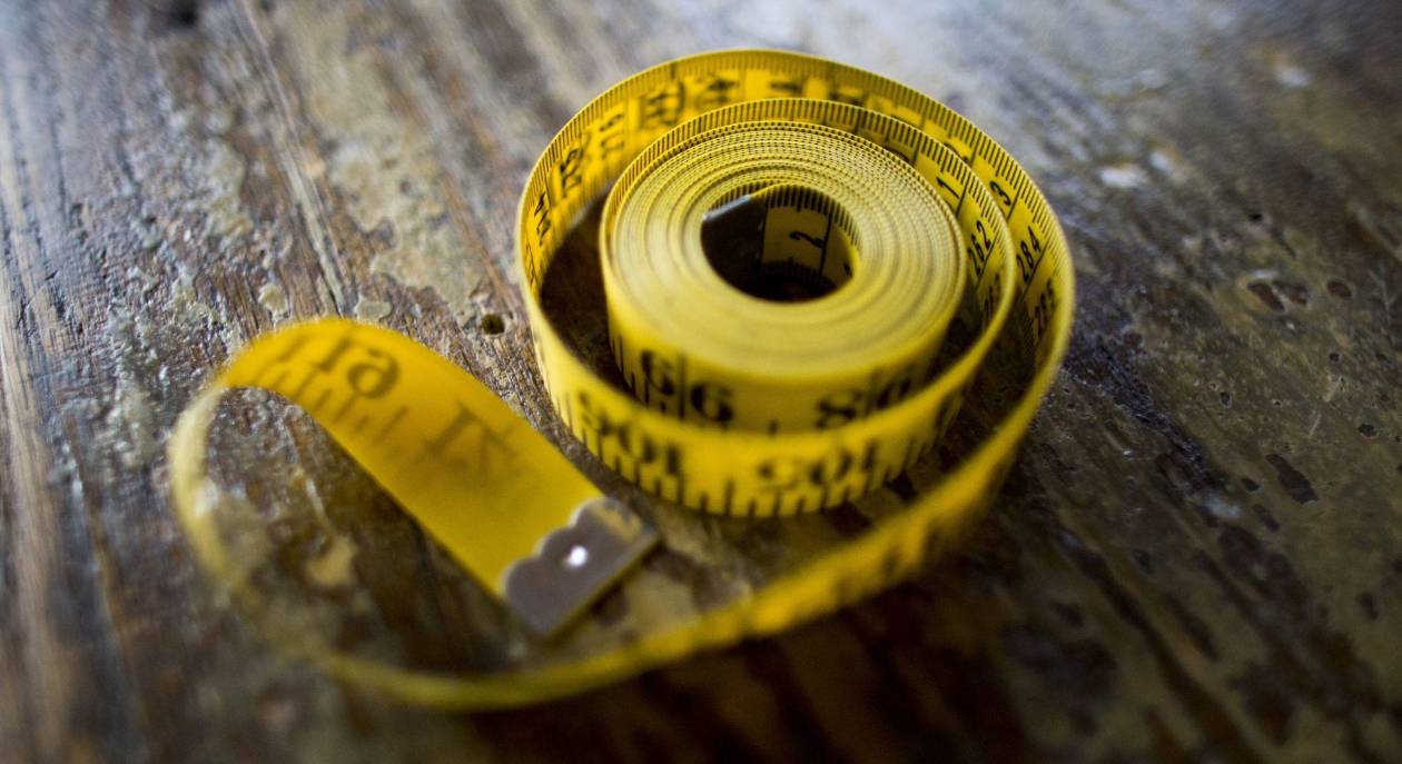 Obesidad: expertos piden evaluar más que solo el IMC