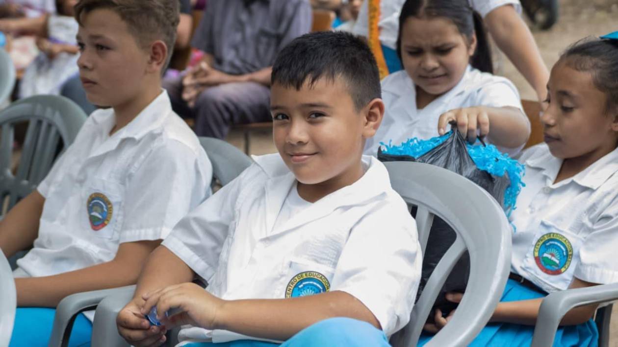 Honduras refuerza política alimentaria en escuelas