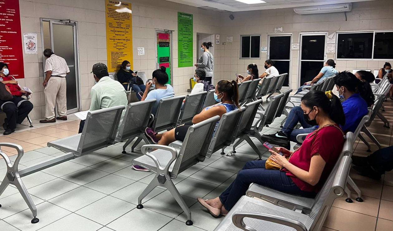 Derechohabientes del IHSS denuncian escasez de yeso y placas en sala de ortopedia