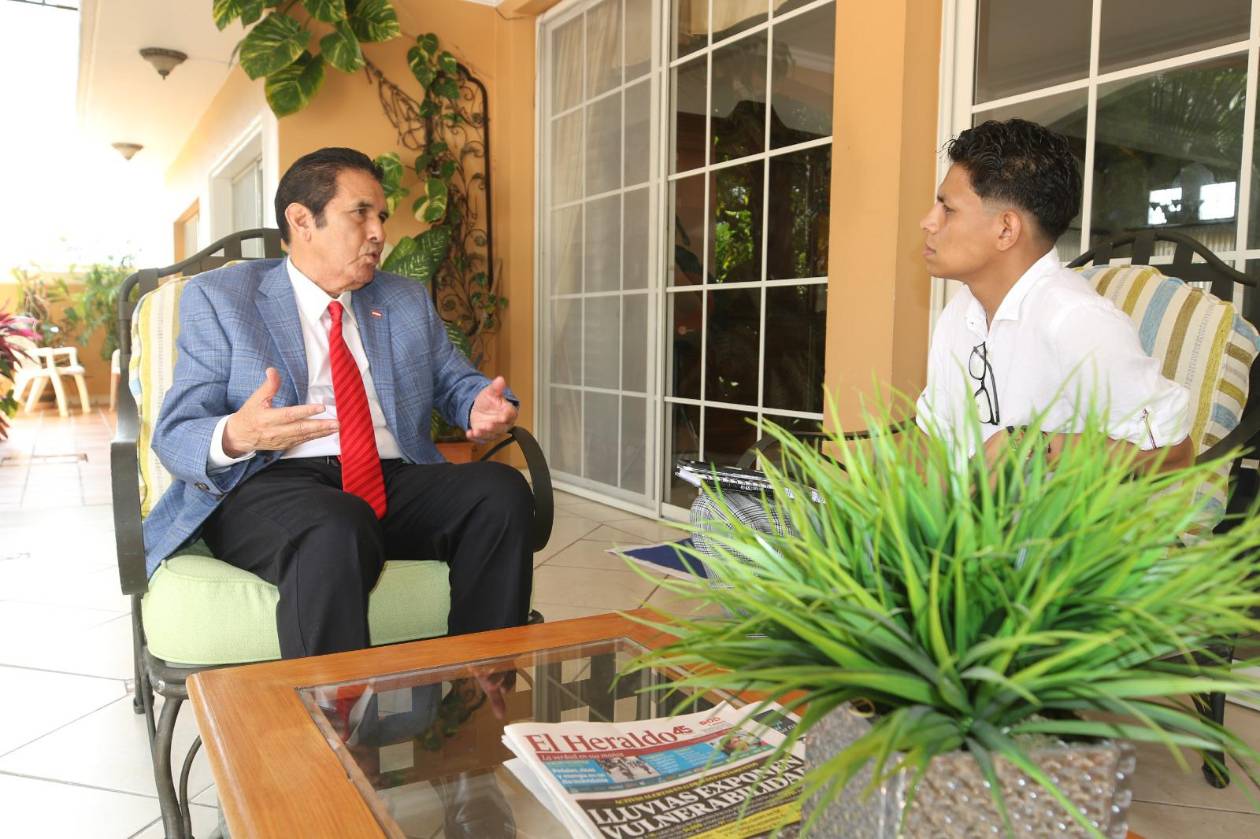 Del sur del país a los mercados capitalinos: la ruta de Eliseo Castro hacia la AMDC