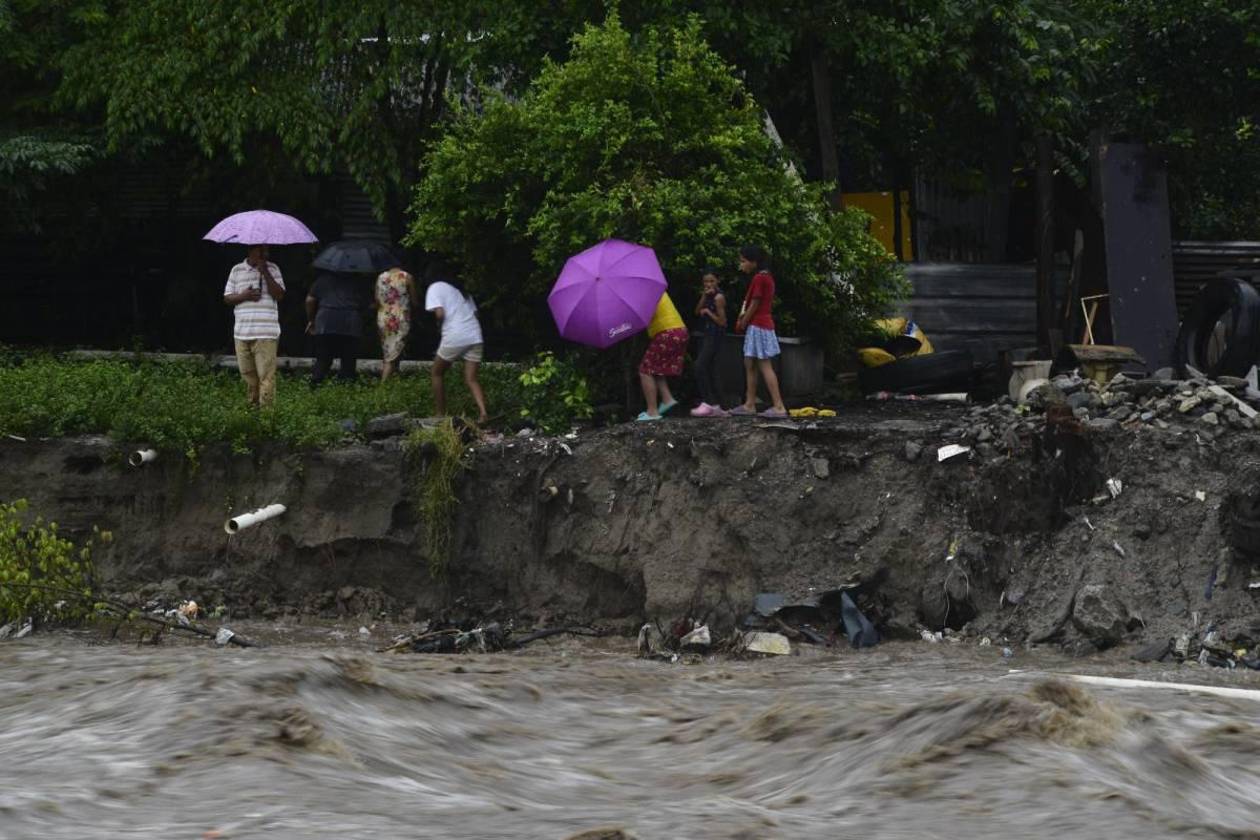 Evacuación inmediata recomienda Copeco en la zona Norte por lluvias