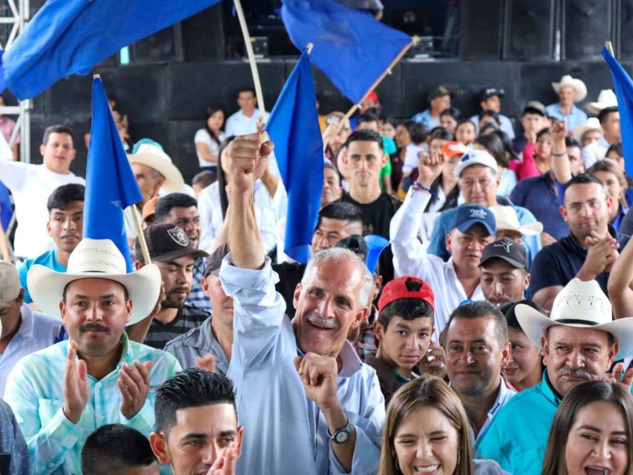 Nasry Asfura lleva su propuesta presidencial a Ocotepeque y sectores productivos