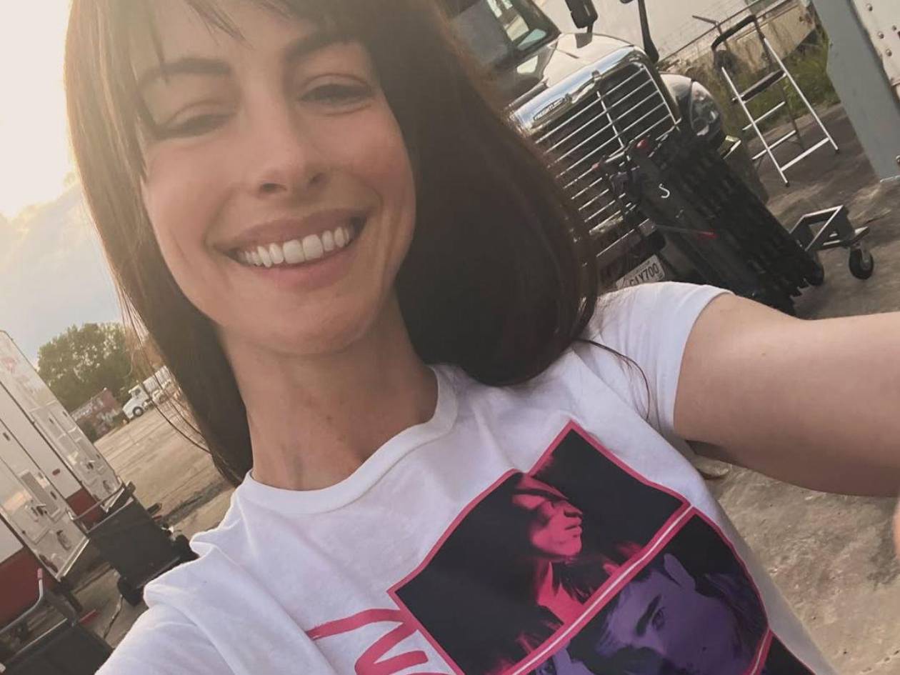 Anne Hathaway comparte foto desde el set de El Diablo viste a la moda 2