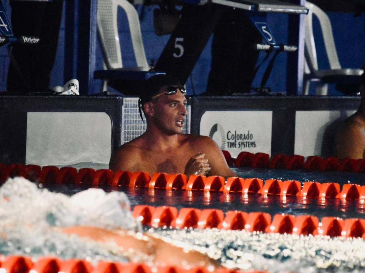 Diego Dulieu logra medalla de oro en 1500 mts de natación en Juegos Deportivos Centroamericanos