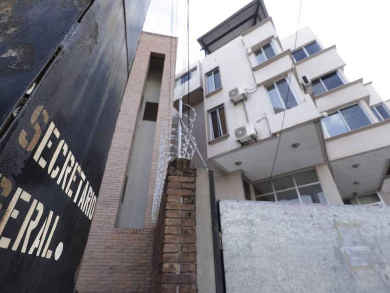 Procesan red de abogados acusados de falsificar documentos del IHTT