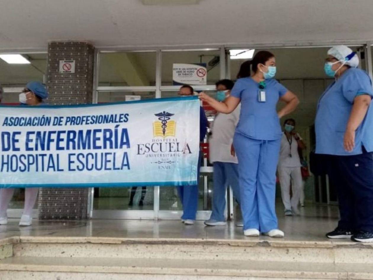 Enfermeras del Hospital Escuela se mantienen en asambleas informativas