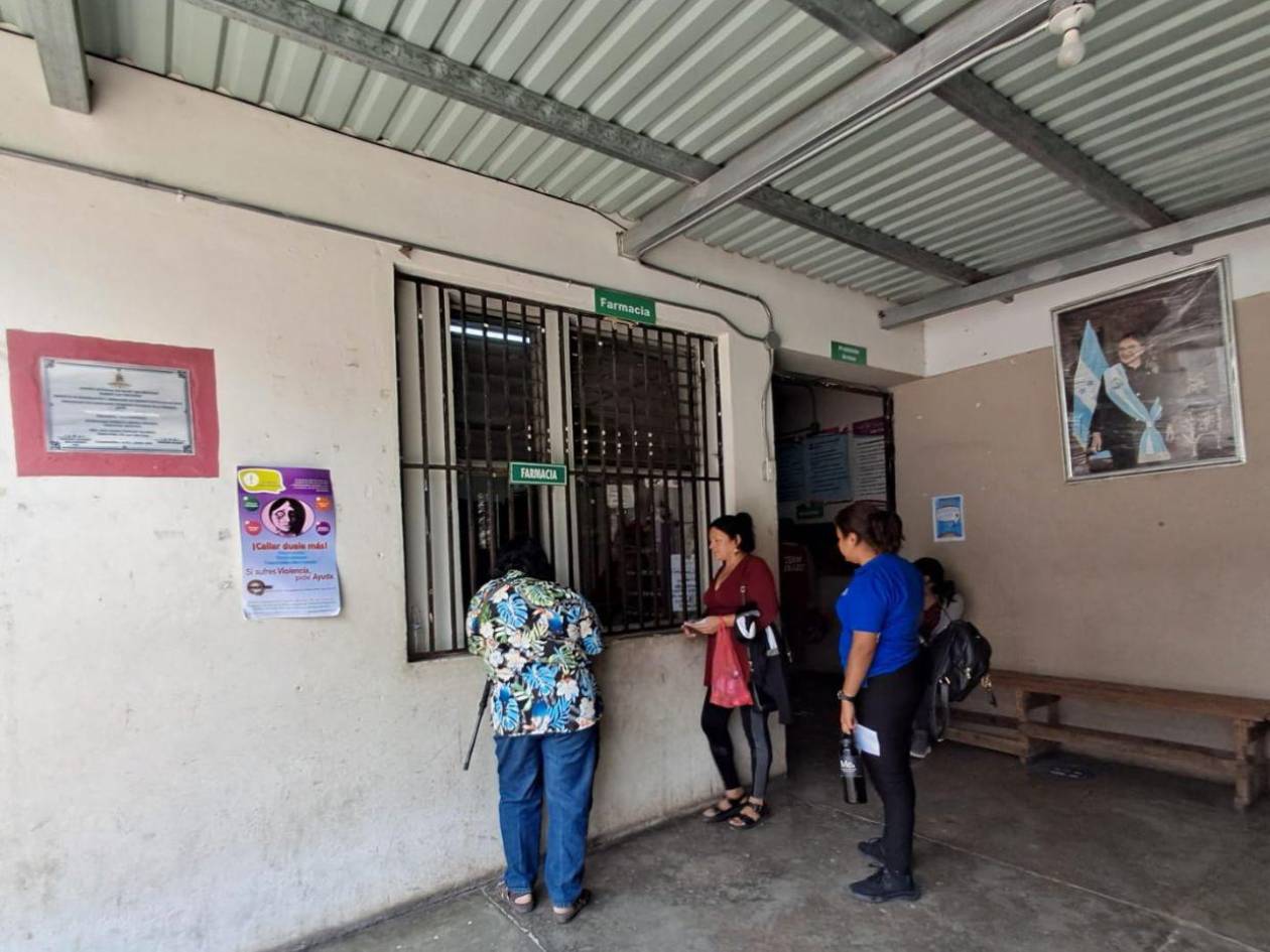 Exigen destituir a directora del centro de salud de Las Crucitas, en Tegucigalpa
