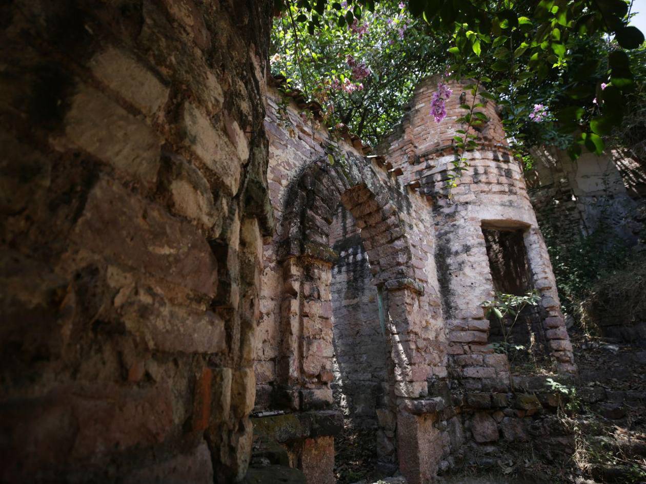 El castillo Bellucci, patrimonio a punto de colapsar por abandono en Tegucigalpa