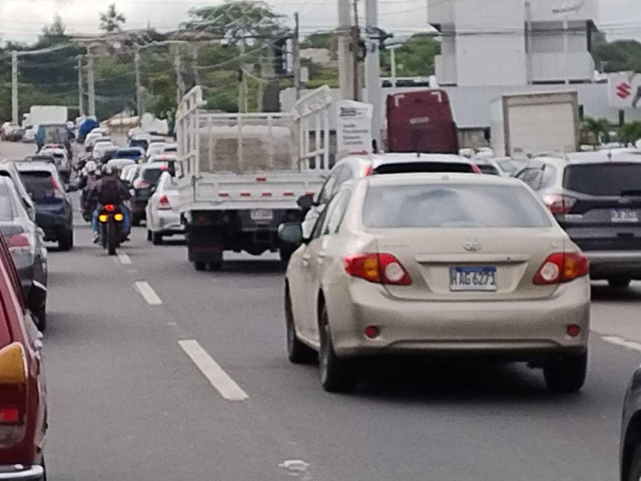 Hasta 60 accidentes diarios agravan el tráfico en Tegucigalpa y Comayagüela