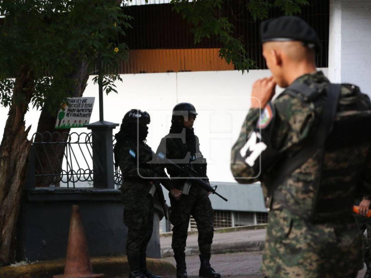 Fuerzas Armadas niegan que estén escaneando credenciales de informáticos en la JRV