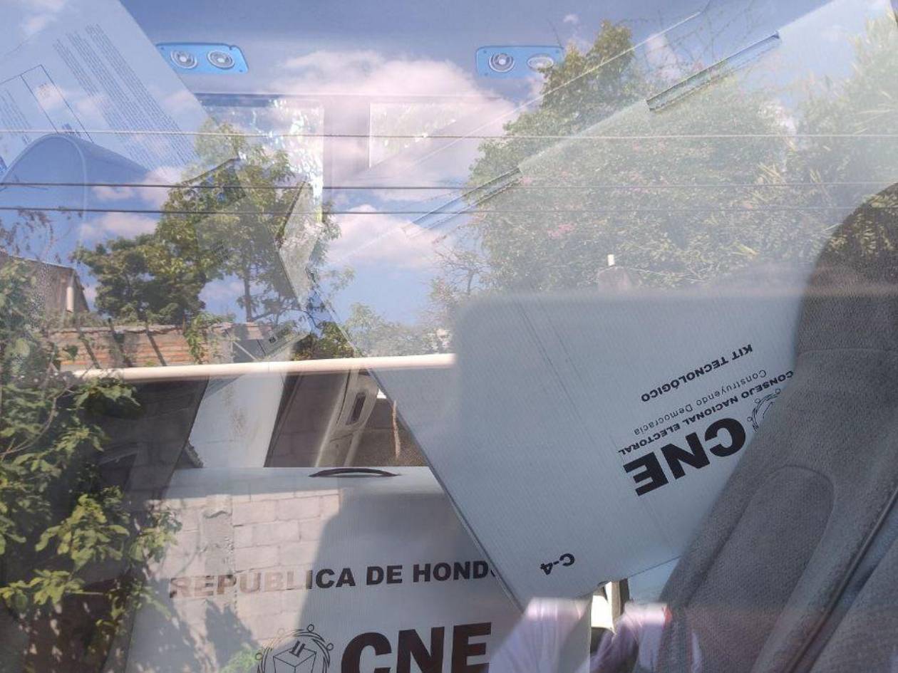 Honduras, estancada con un fracaso de entrega de maletas electorales