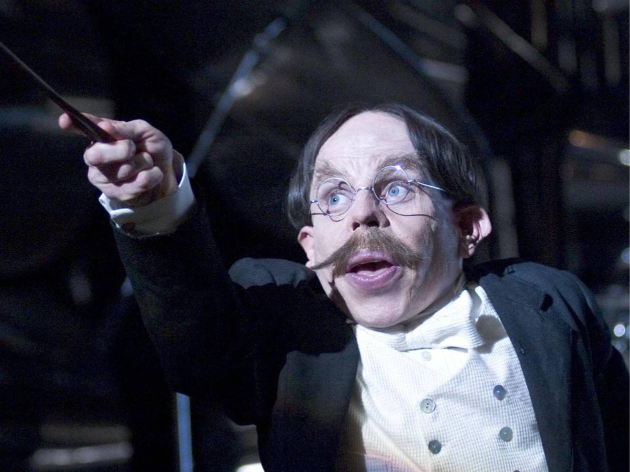 El actor Warwick Davis repetirá como el profesor Flitwick en la serie de Harry Potter
