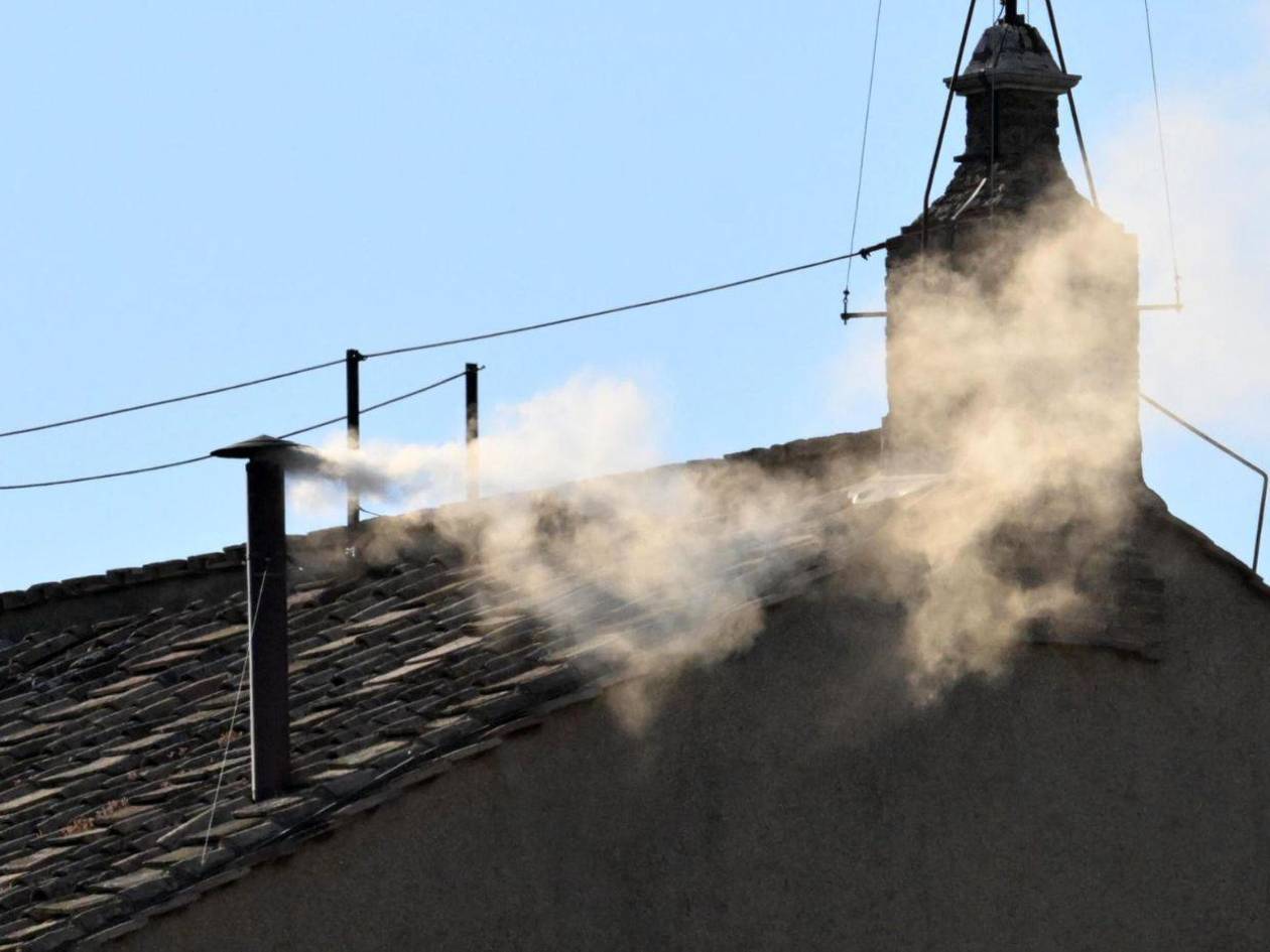 ¿Qué sucede después de la fumata blanca? El paso a paso tras la elección del nuevo papa