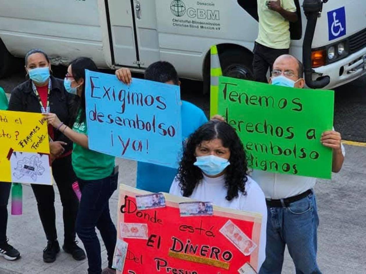 Cierran instituciones que atienden a personas con discapacidad