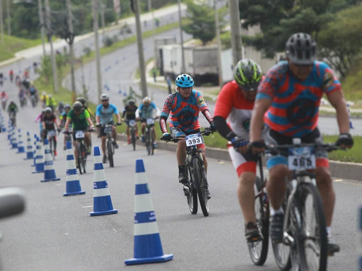 Últimas horas para inscribirte en la Vuelta EL HERALDO 2025
