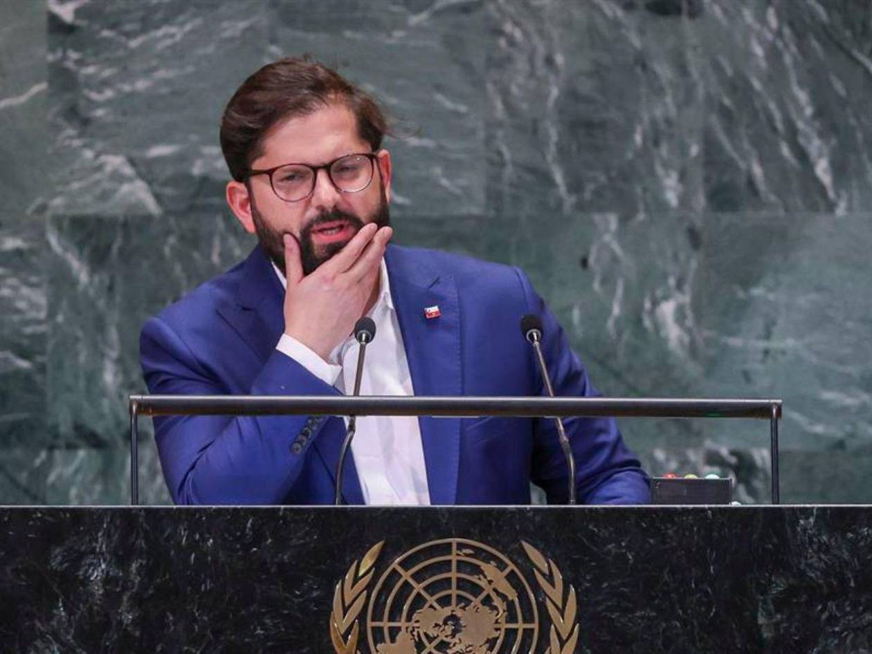 Denuncia implica a Boric por presunto abuso y difusión de fotos íntimas en Chile