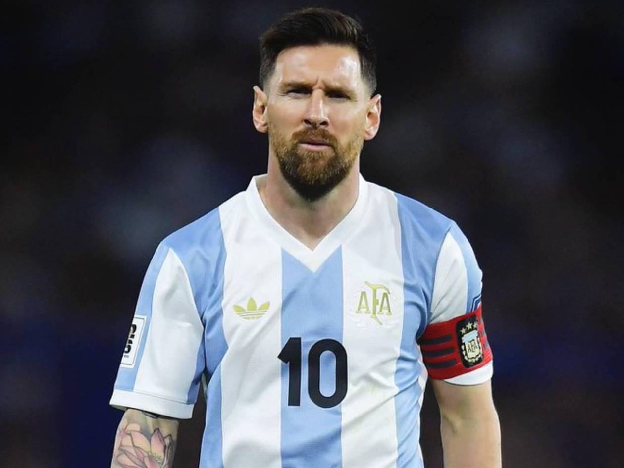 Messi a Raphinha: “Adentro, afuera, adonde sea. Siempre hablando con fútbol