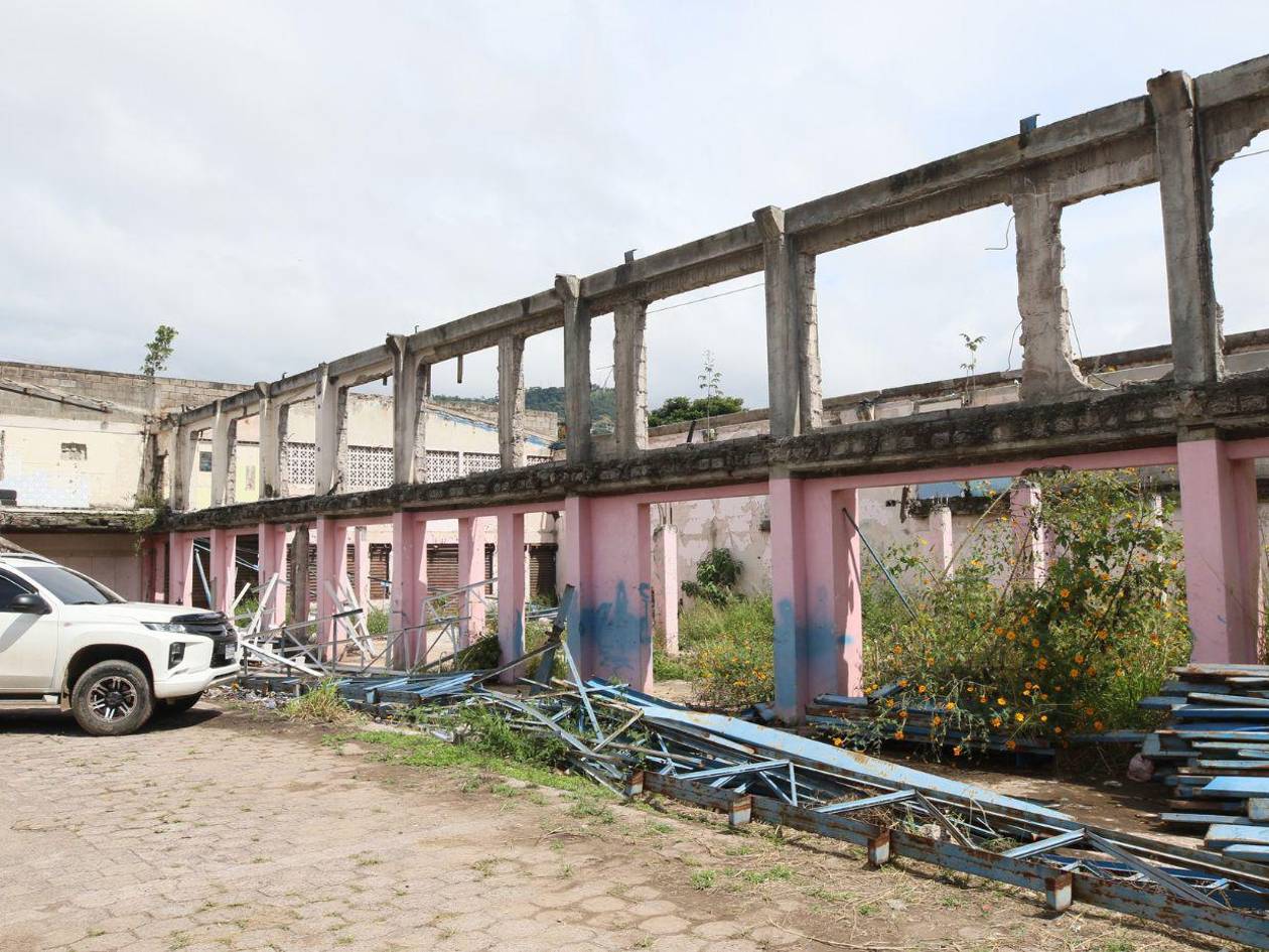 Mercado Mirna, 12 años de abandono y promesas incumplidas por la Alcaldía