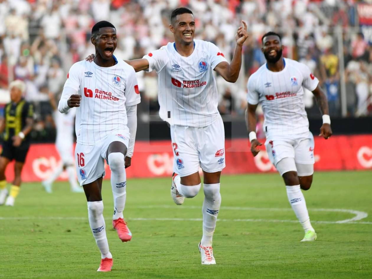 Olimpia golea a Real España y se corona campeón del Clausura consiguiendo el título 39