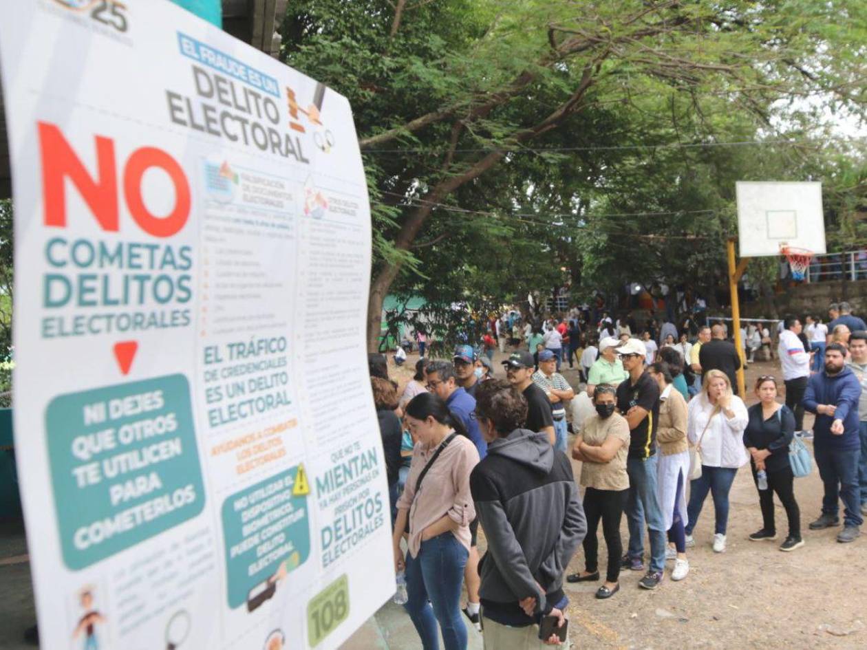 Gráficos y mapas: Los municipios que registran más problemas en centros de votación