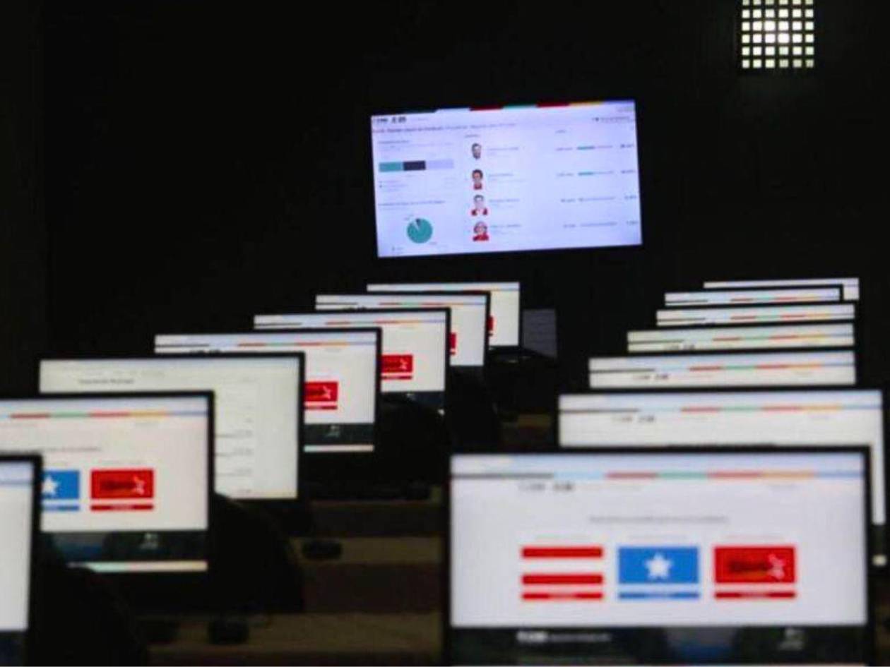 CNE tiene 12 días para procesar actas electorales de 14 departamentos