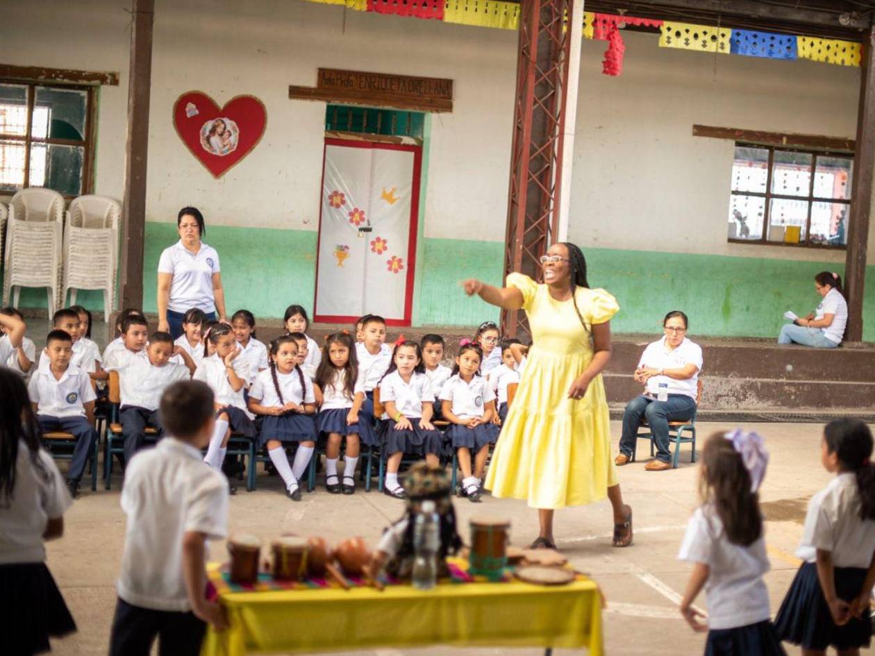 Tejiendo historias para fortalecer la identidad cultural