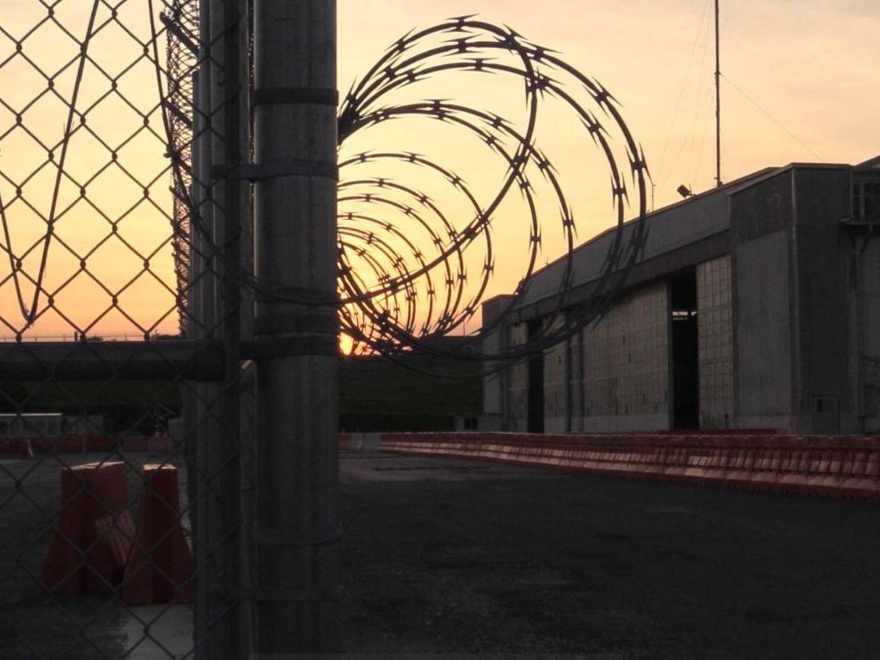 Estados Unidos envía a los primeros migrantes a Guantánamo