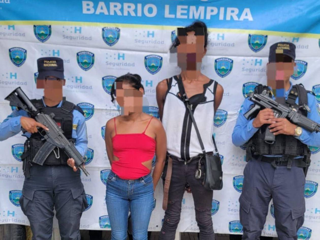 Arrestan a dos mujeres dedicadas al microtráfico de drogas en San Pedro Sula