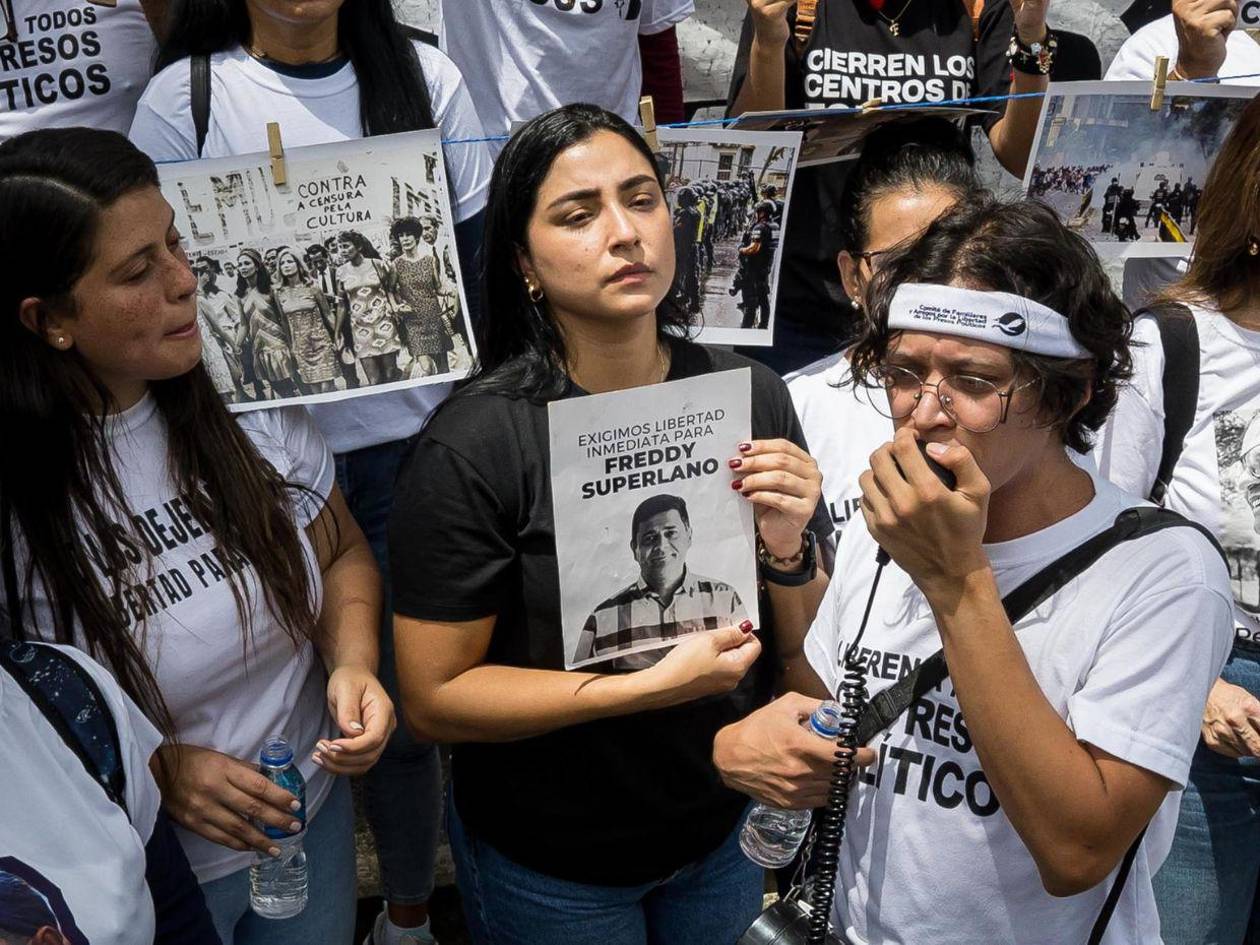 Denuncian traslado irregular de presos políticos a paradero desconocido en Venezuela