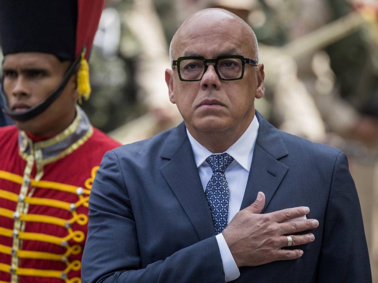 Venezuela no descansará hasta rescatar a migrantes “secuestrados” en El Salvador