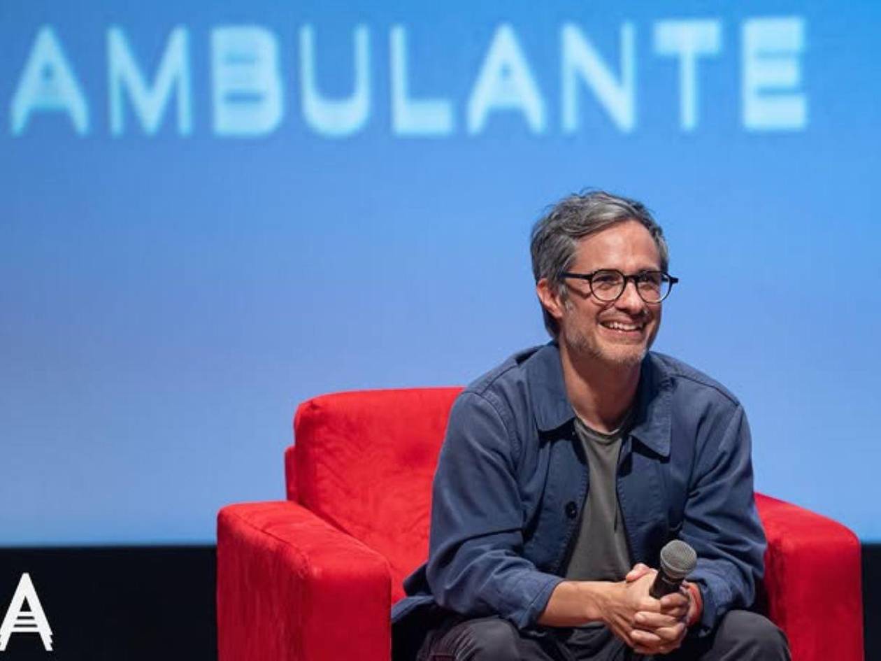 ¿Por qué Amores Perros fue un éxito mundial? Gael García Bernal explica el fenómeno a 25 años de su estreno