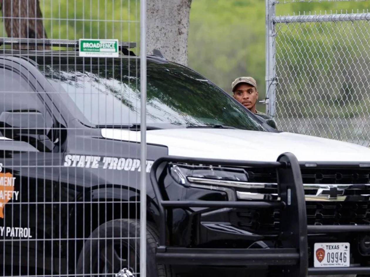 Estados Unidos arresta a casi 1,200 inmigrantes en un día, según ICE