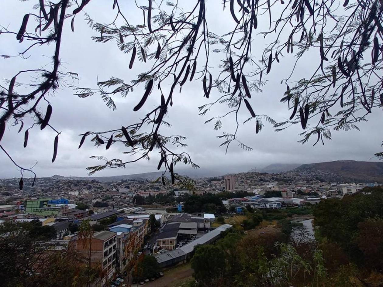 Vaguada provocará lluvias y actividad eléctrica este martes en gran parte de Honduras